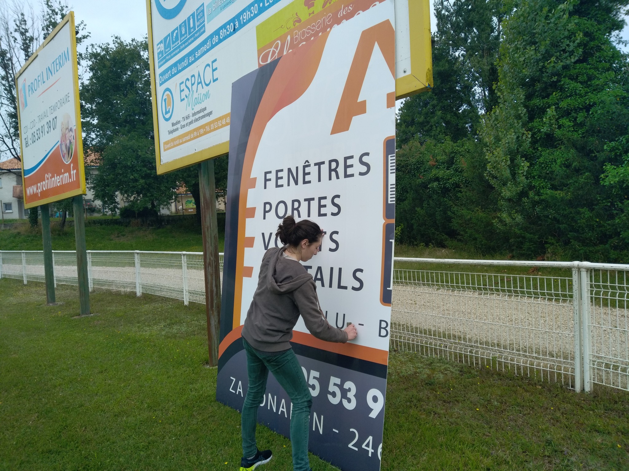 Signalétique dordogne et panneau publicitaire avec Ribérac imprimerie