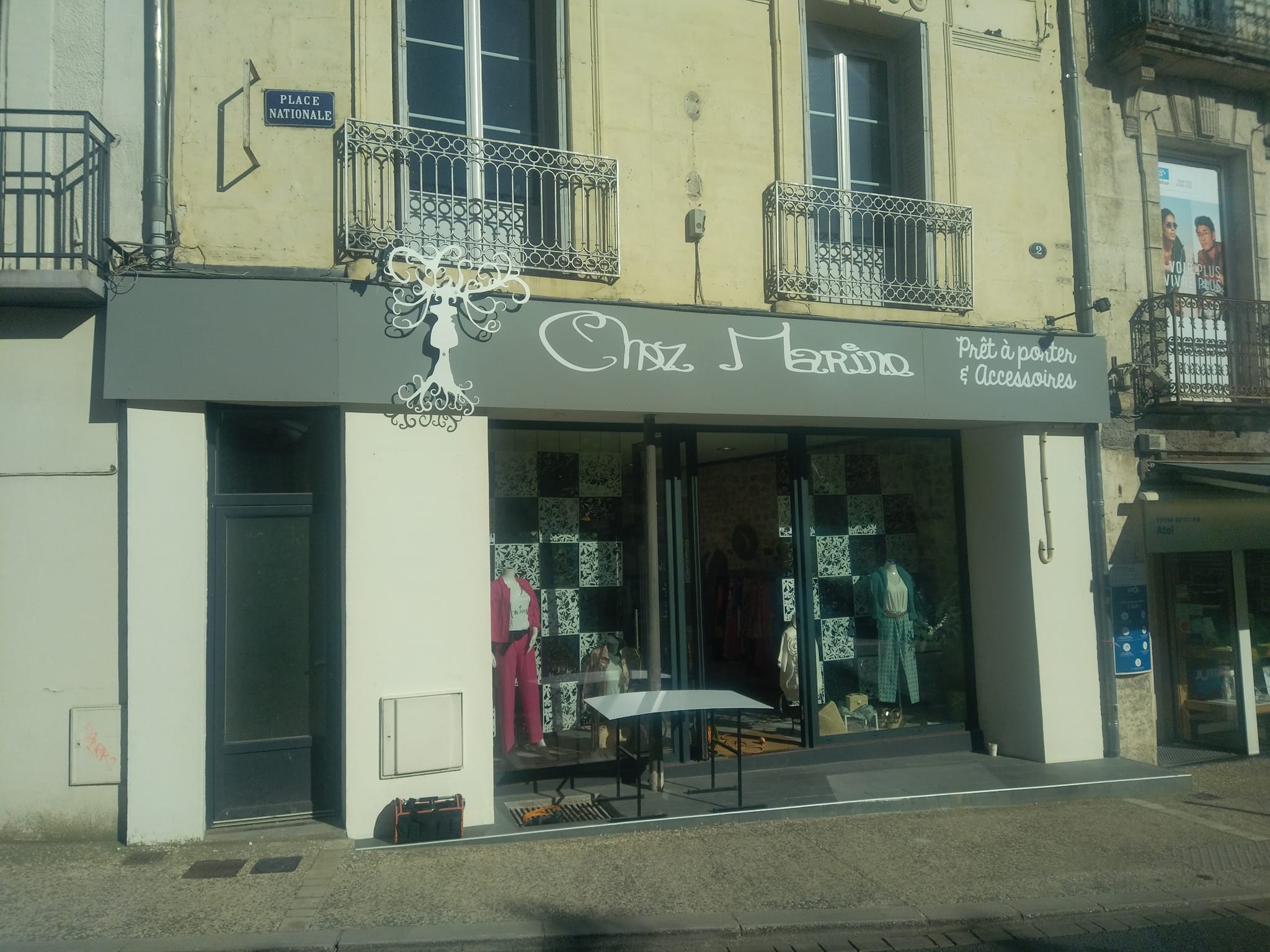 Décoration de vitrine avec Ribérac Imprimerie